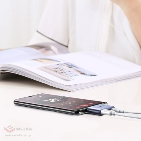 Adapter audio Ugreen CM231 USB-C mini jack 3,5 mm - szary