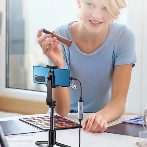 Karta przechwytująca Ugreen CM489 40189 HDMI (żeński) - USB-A / USB-C (męski) - szara