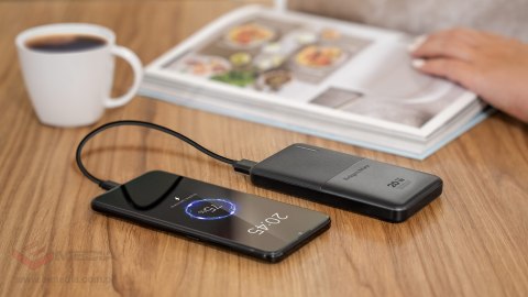 PowerBank Kruger&Matz 10000 mAh Li-pol z funkcją QC oraz PD