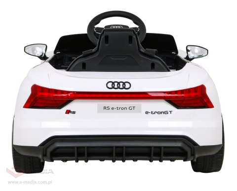 Audi RS E-Tron GT na akumulator Biały + Pilot + Napęd 4x4 + Radio MP3 + LED + EVA