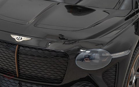 Autko Bentley Bacalar na akumulator dla dzieci +3, Czarny