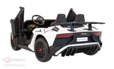 Auto Lamborghini Aventador SV na akumulator dla 2 dzieci Biały Auto Lamborghini Aventador SV na akumulator dla 2 dzieci Biały