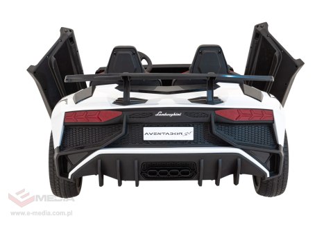 Auto Lamborghini Aventador SV na akumulator dla 2 dzieci Biały Auto Lamborghini Aventador SV na akumulator dla 2 dzieci Biały