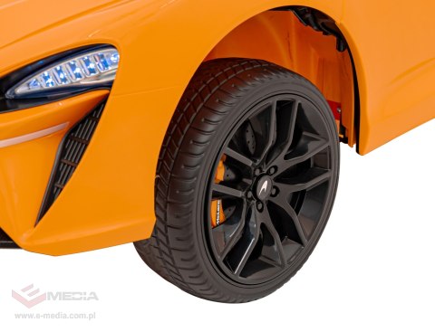McLaren Artura na akumulator dla dzieci Pomarańczowy + Napęd 4x4 + Pilot + Wolny Start + EVA + Audio LED