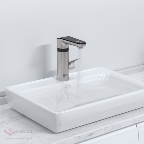 Przepływowy podgrzewacz wody - bateria stojąca