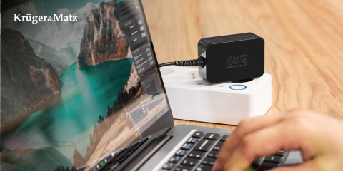 Zasilacz uniwersalny Kruger&Matz 45W z funkcją Power Delivery 7 końcówek