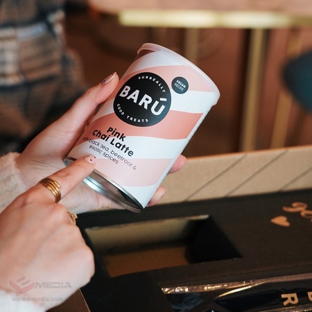 BARÚ - Pink Chai Latte - Napój w proszku 250g