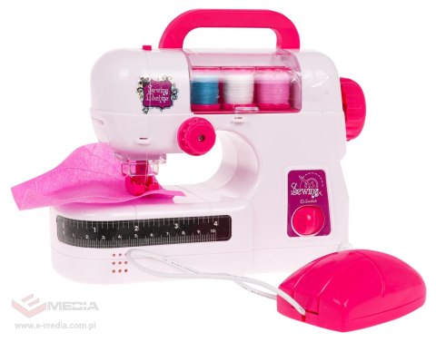 Maszyna Do Szycia Dla Małej Stylistki