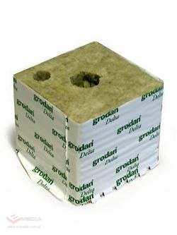 GRODAN KOSTKA 10*10*6,5CM 1SZT OTWÓR FI27MM