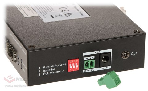 SWITCH POE DS-3T0506HP-E/HS 4-PORTOWY SFP Hikvision