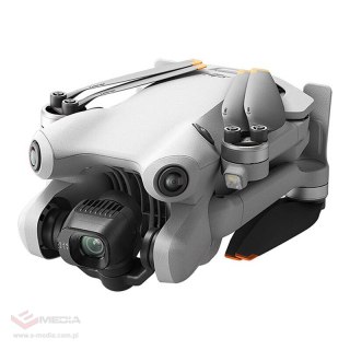 Dron DJI Mini 4 Pro Fly More Combo RC 2
