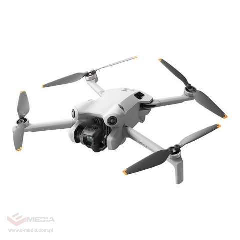 Dron DJI Mini 4 Pro Fly More Combo RC 2