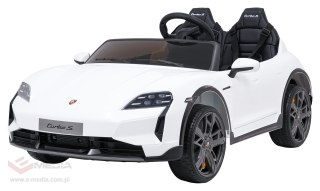 Pojazd Porsche Taycan Turbo S Biały