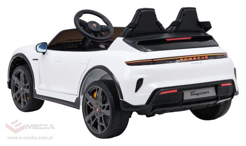 Pojazd Porsche Taycan Turbo S Biały