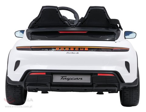 Pojazd Porsche Taycan Turbo S Biały