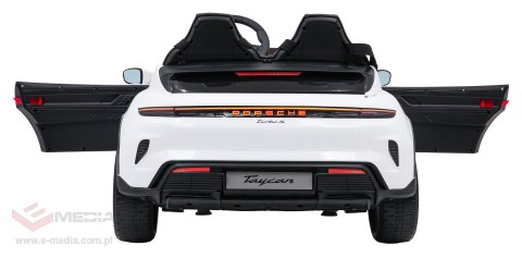 Pojazd Porsche Taycan Turbo S Biały