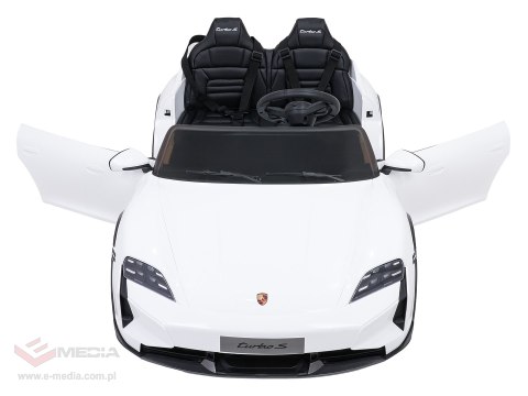 Pojazd Porsche Taycan Turbo S Biały