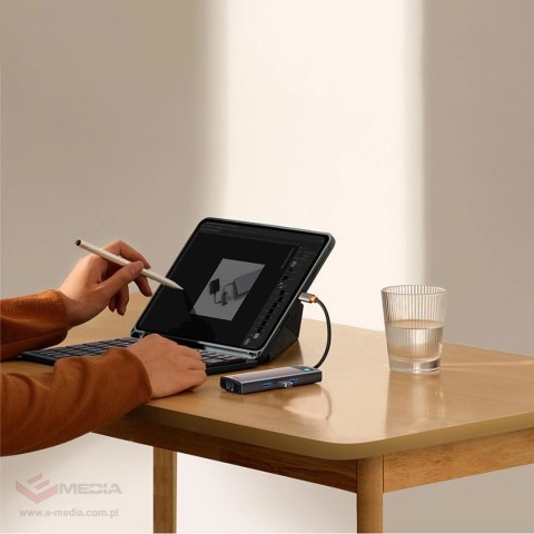 Baseus Metal Gleam Series stacja dokująca HUB 7 w 1 USB Typ C - 1 x HDMI / 1 x VGA / 3 x USB 3.2 Gen. 1 / 1 x Power Delivery / 1