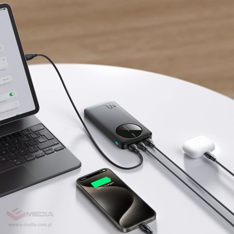 Powerbank Joyroom JR-PBF12 10000mAh 2.4A 2x USB-A 1x USB-C - czarny