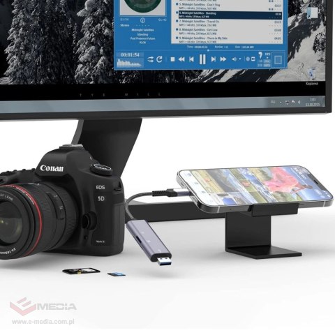 Czytnik Tech-Protect UltraBoost kart SD / micro SD ze złączem Lightning / USB-A - szary