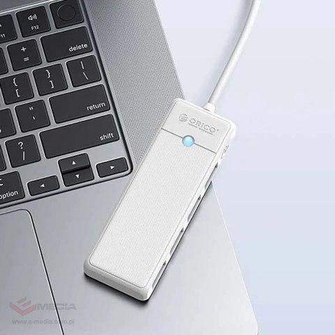 Hub USB Orico PAPW4A-C3 4-portowy 4x USB-A 3.0 0.15 m - biały