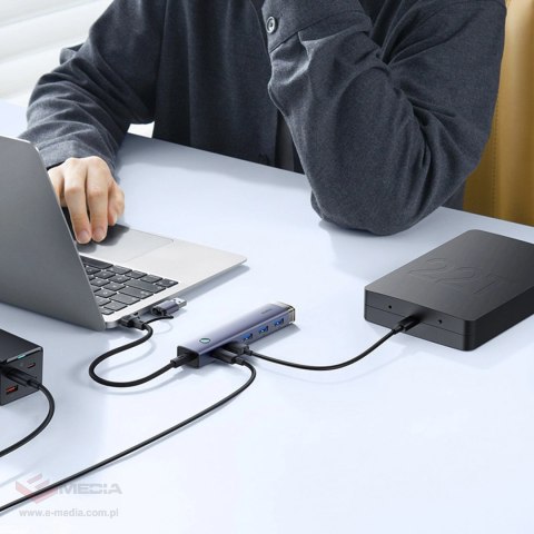 Hub USB-A/USB-C Baseus UltraJoy Series 4xUSB-A 3.0 1xUSB-C 5V - szary