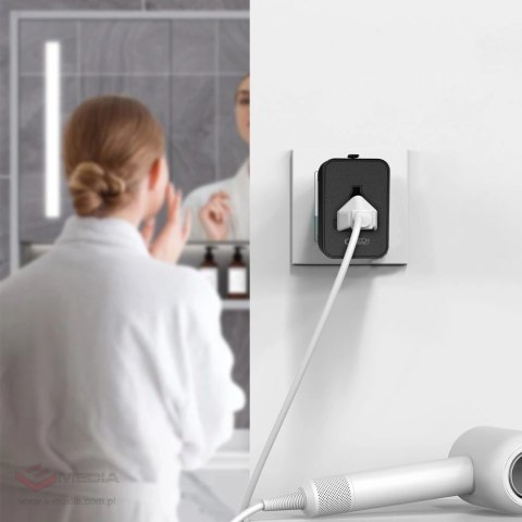 Adapter podróżny Tech-Protect TA300 Travel Adapter EU / UK / AU - czarna