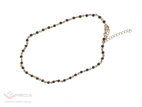 Delikatny naszyjnik z czarnymi koralikami