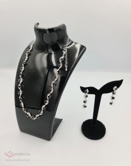 A set of jewelry subtle black zircons