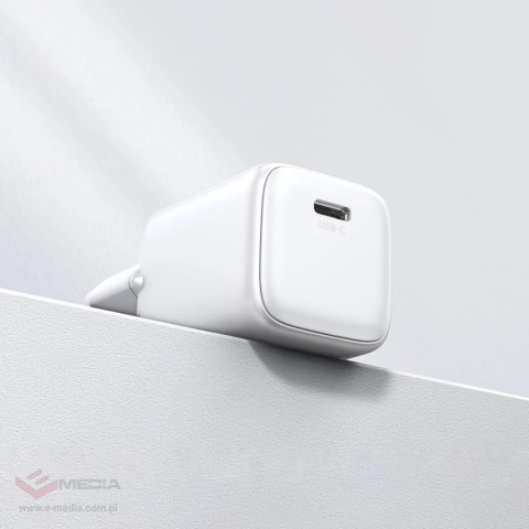 Ładowarka Ugreen Nexode mini CD318 15324 sieciowa GaN 20W USB-C PD 3.0 / QC 4.0 - biała